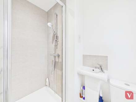 Guildford Avenue, Milton Keynes, Image 16