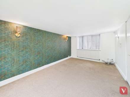 Houghton Road, Dunstable, Image 4