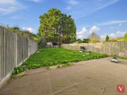 Houghton Road, Dunstable, Image 8