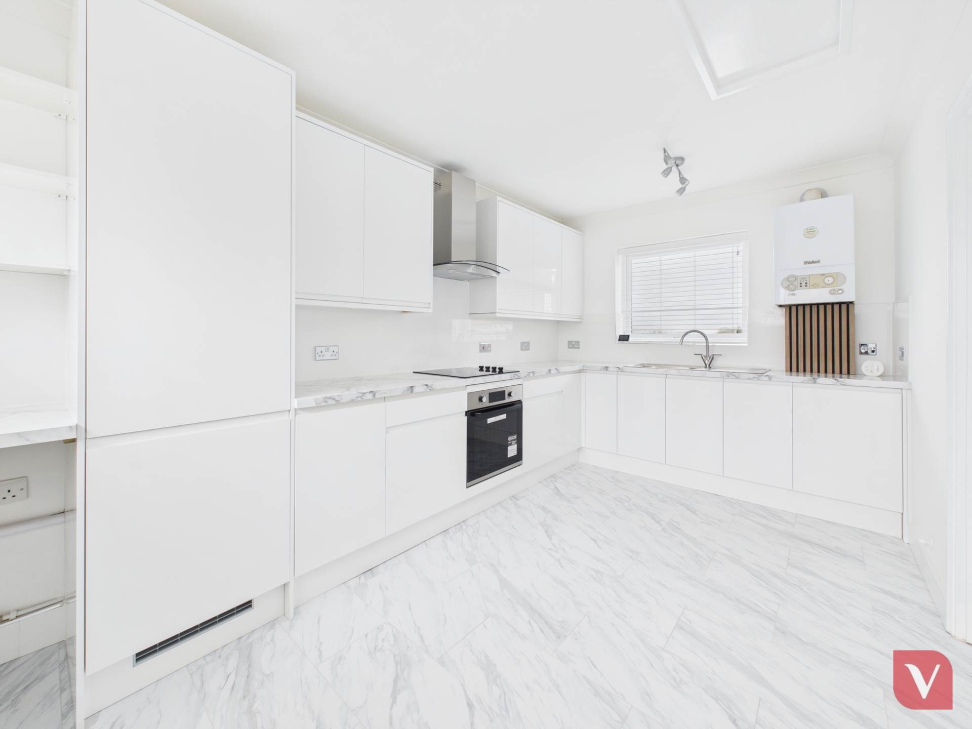 Plaiters Way, Dunstable, Image 2