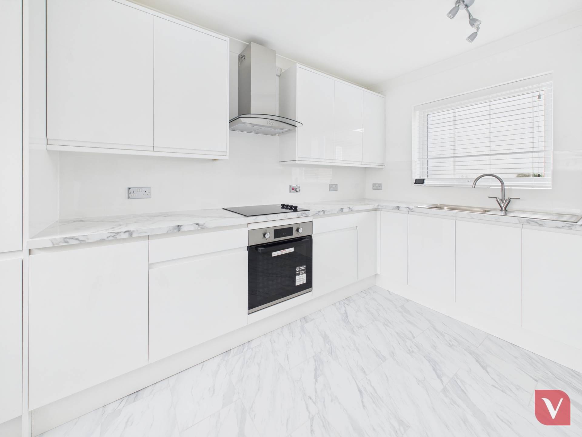 Plaiters Way, Dunstable, Image 4