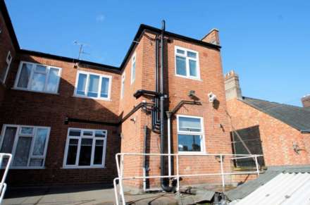 High Street, Rushden, Image 5