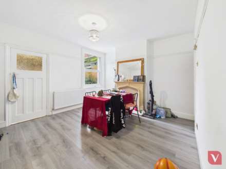 Old Bedford Road, Luton, Image 9