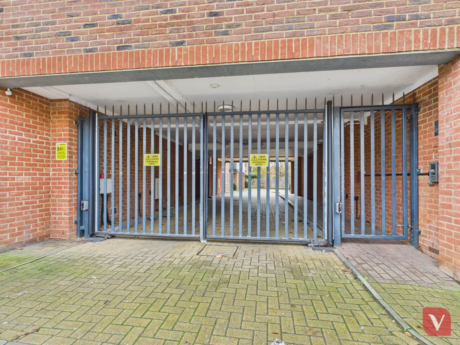 Dudley Street, Luton, Image 9