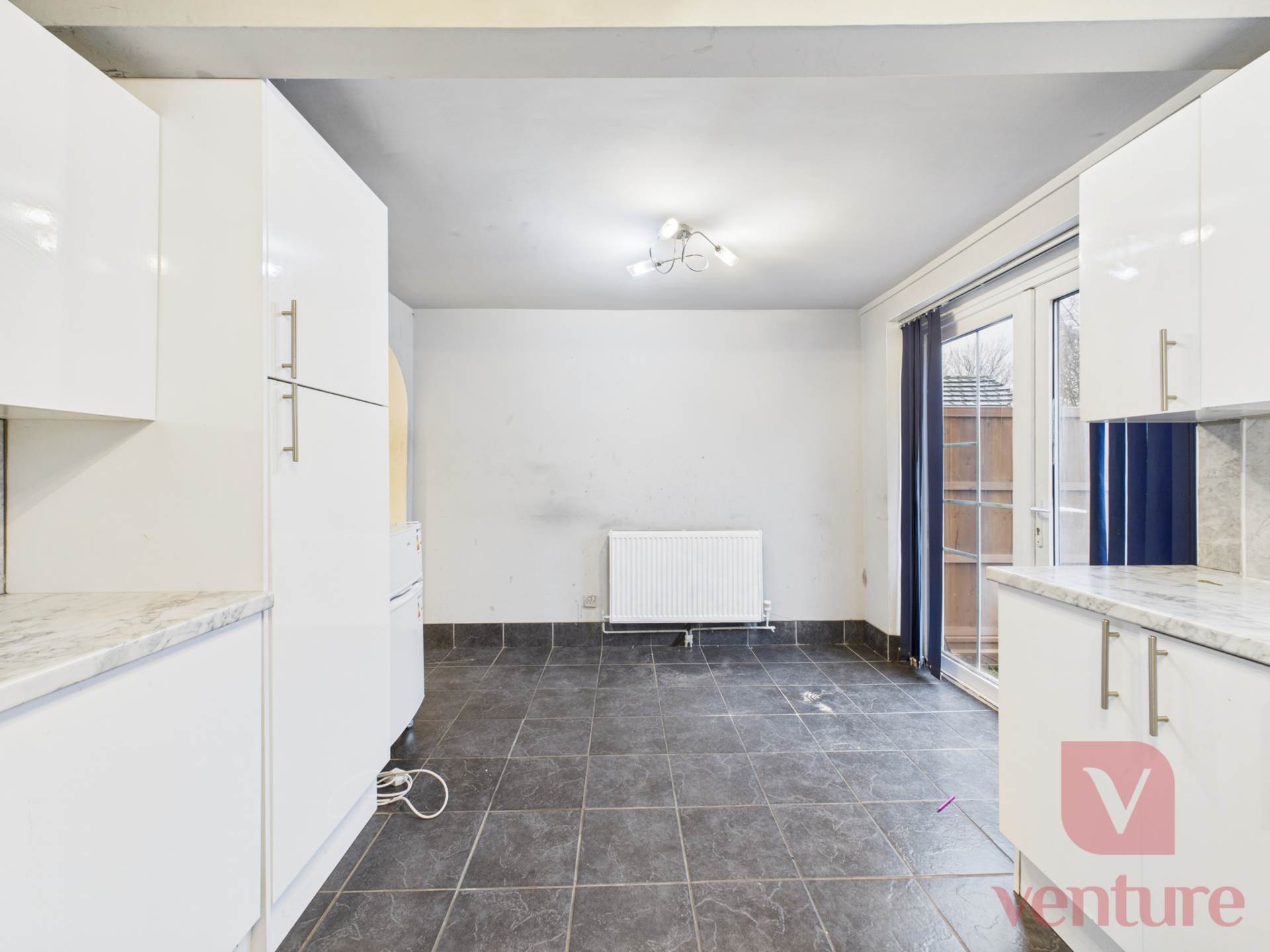 Petersham Close, Newport Pagnell, Image 3