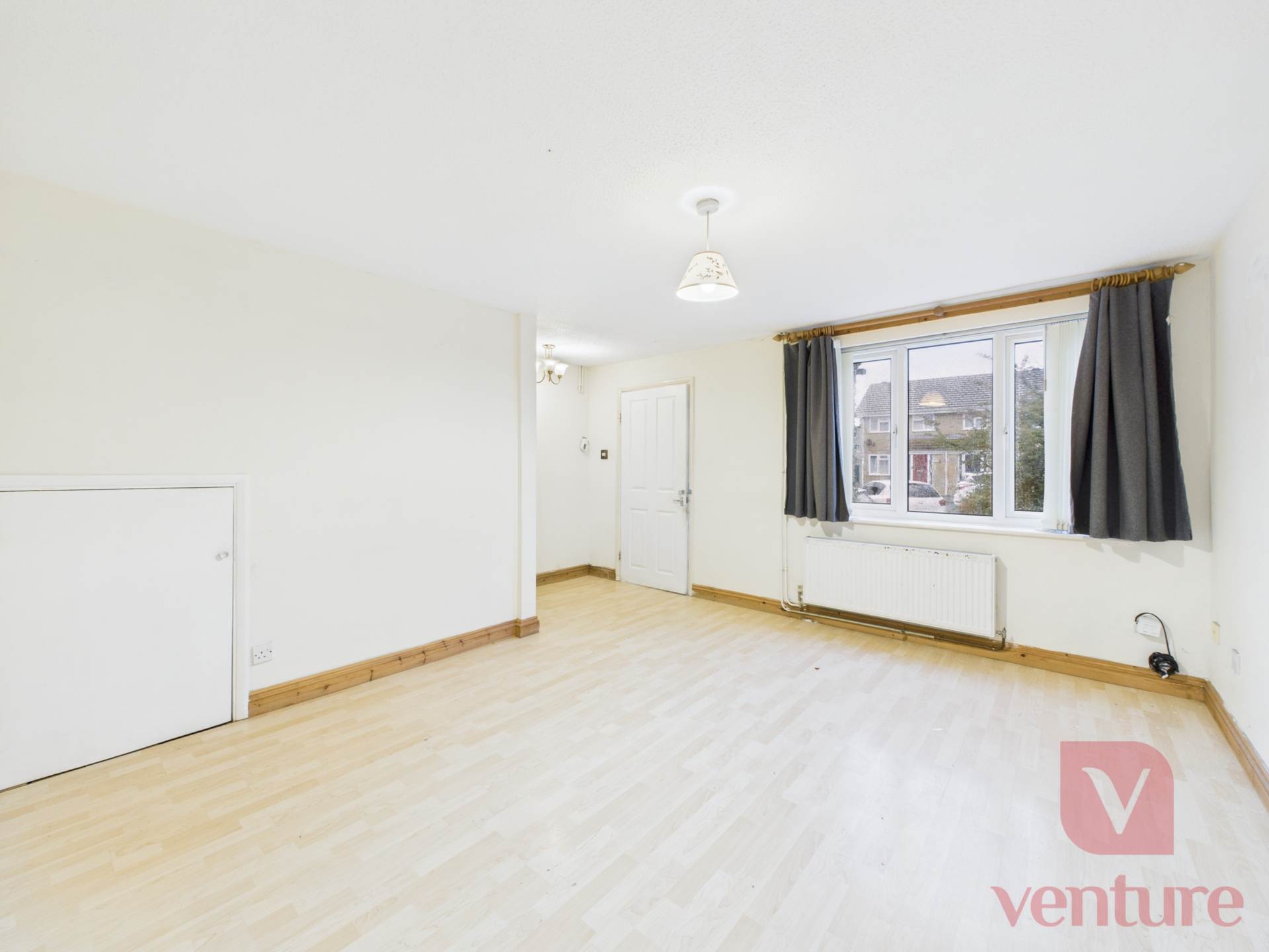 Petersham Close, Newport Pagnell, Image 6