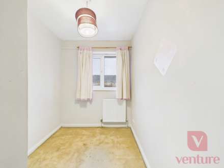 Petersham Close, Newport Pagnell, Image 11