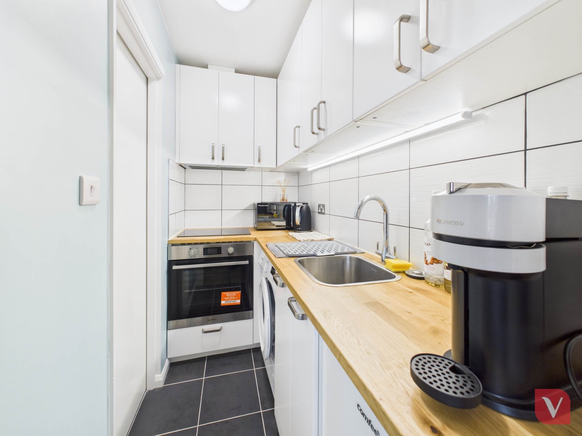 Celandine Drive, Luton, Image 4