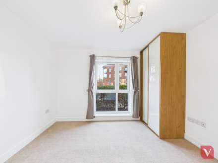 Atlas Way, Milton Keynes, Image 10