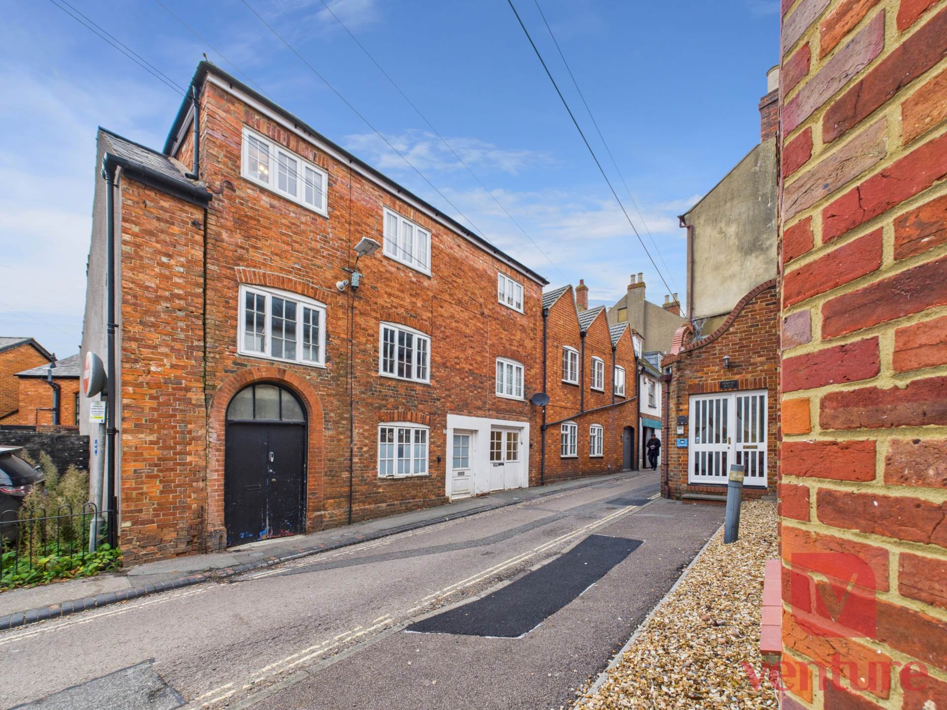 Silver Street, Newport Pagnell, Image 1