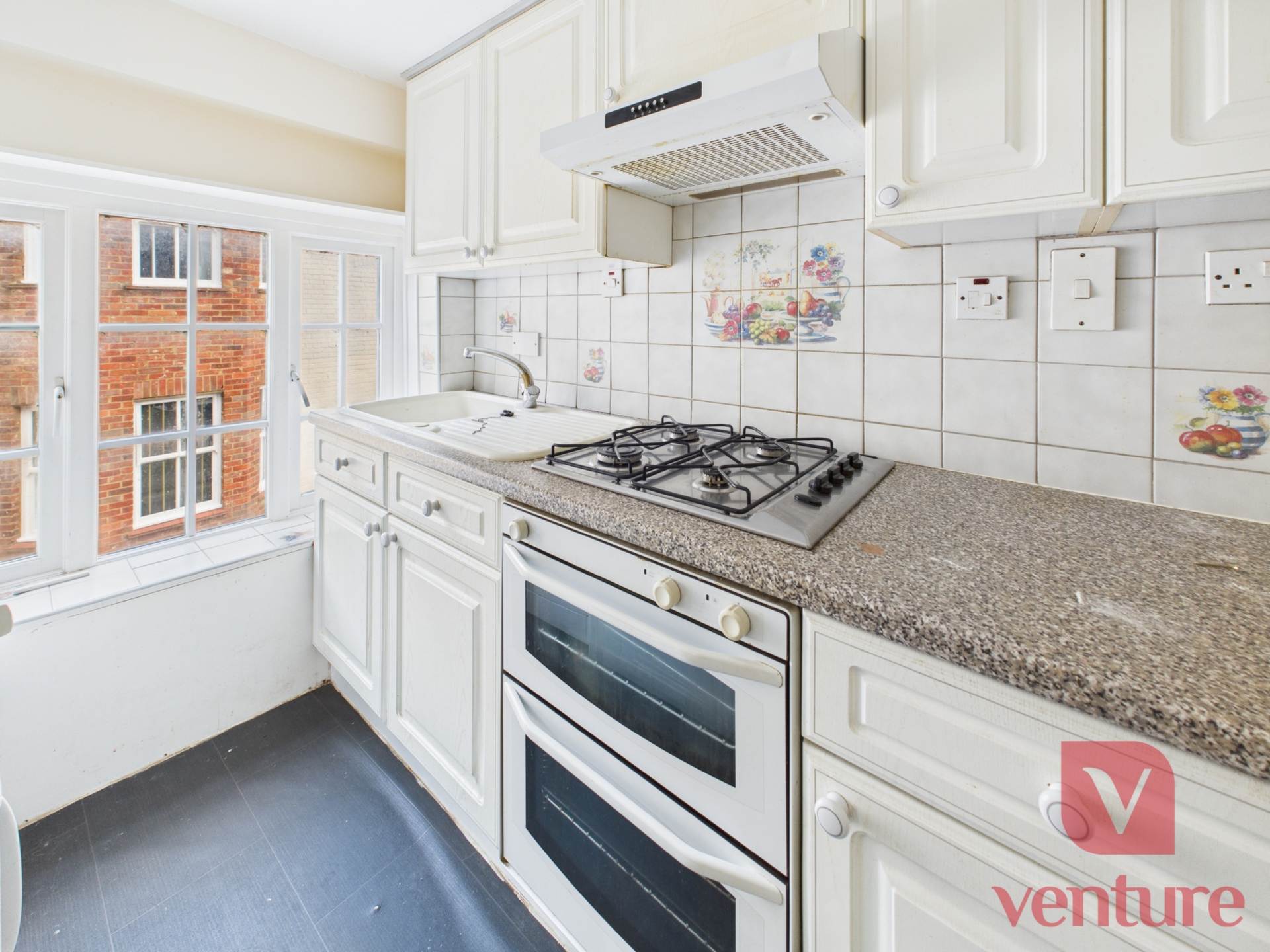 Silver Street, Newport Pagnell, Image 12