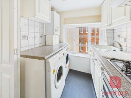 Silver Street, Newport Pagnell, Image 11