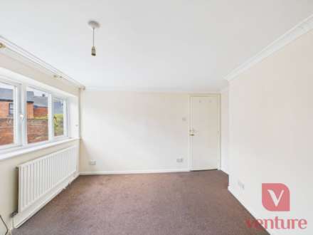 Silver Street, Newport Pagnell, Image 3