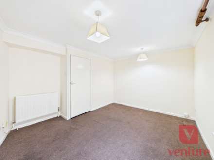 Silver Street, Newport Pagnell, Image 9