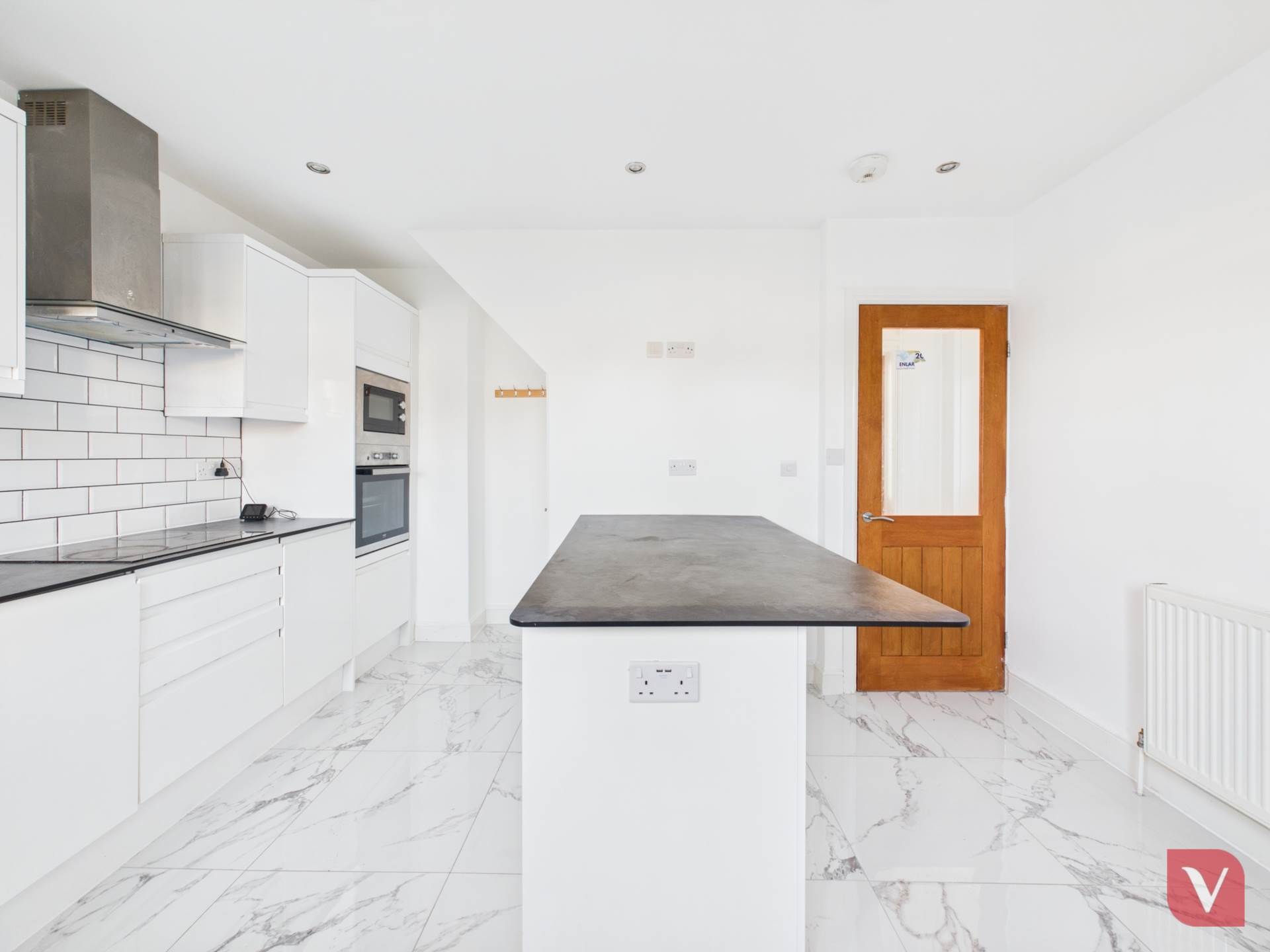 Whitefield Avenue, Luton, Image 10