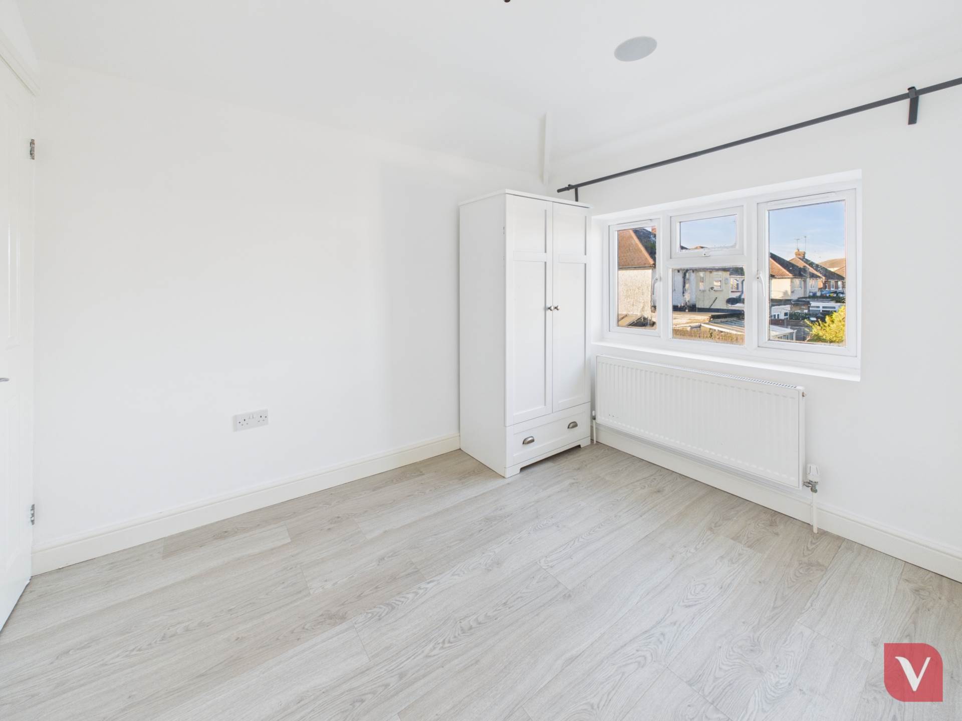 Whitefield Avenue, Luton, Image 6