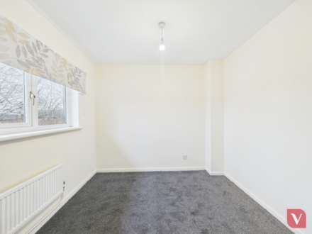 Kensington Drive, Great Holm, Image 13