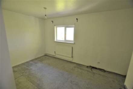 Kensington Drive, Great Holm, Image 5