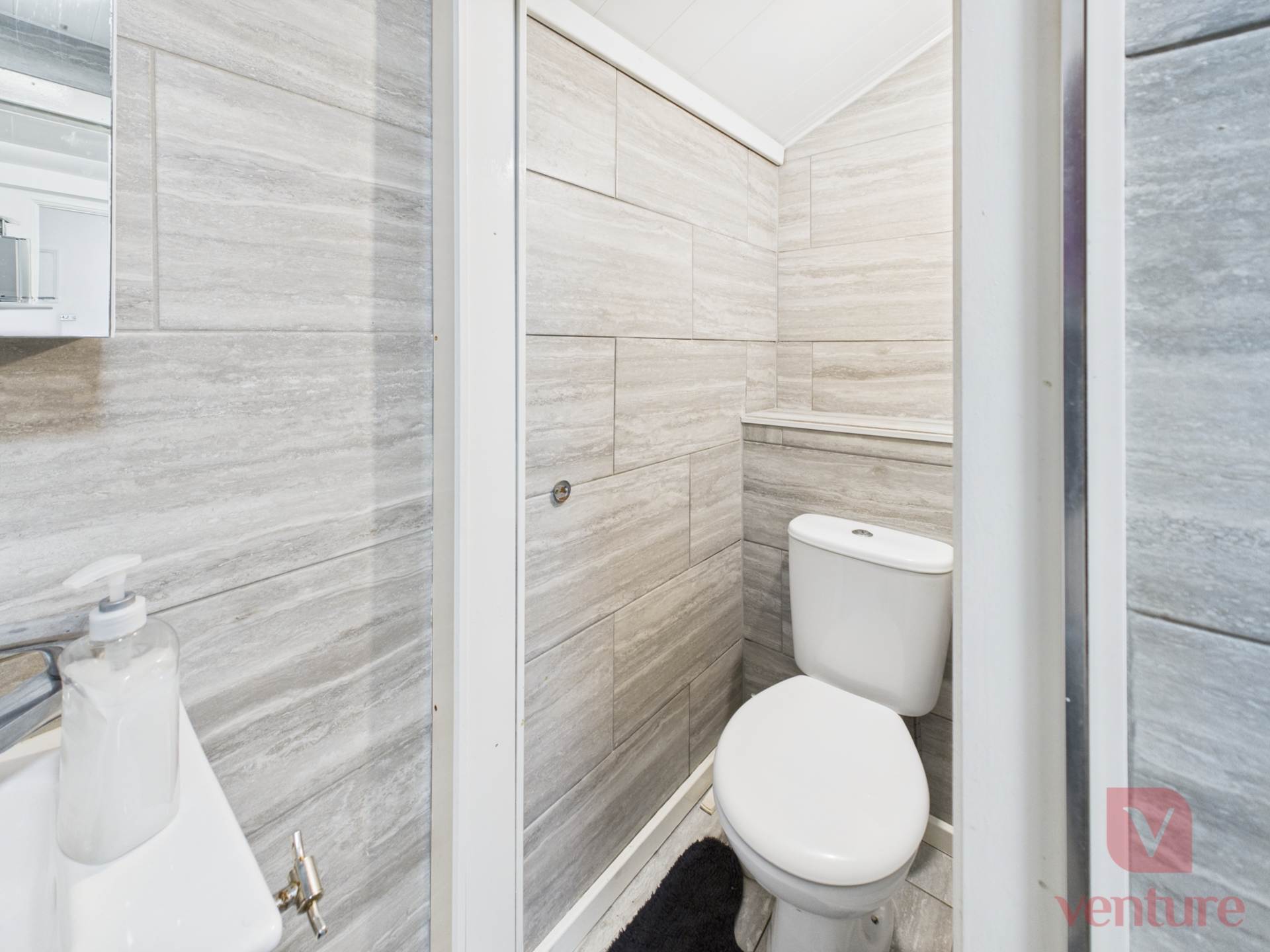 Ridgmount Street, Bedford, Image 10