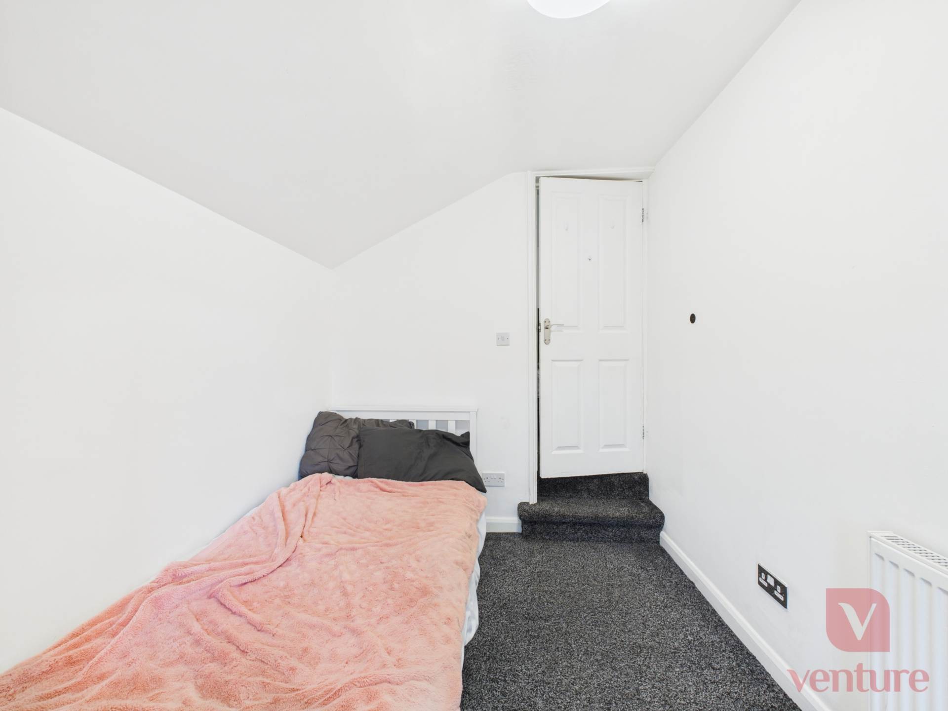 Ridgmount Street, Bedford, Image 15