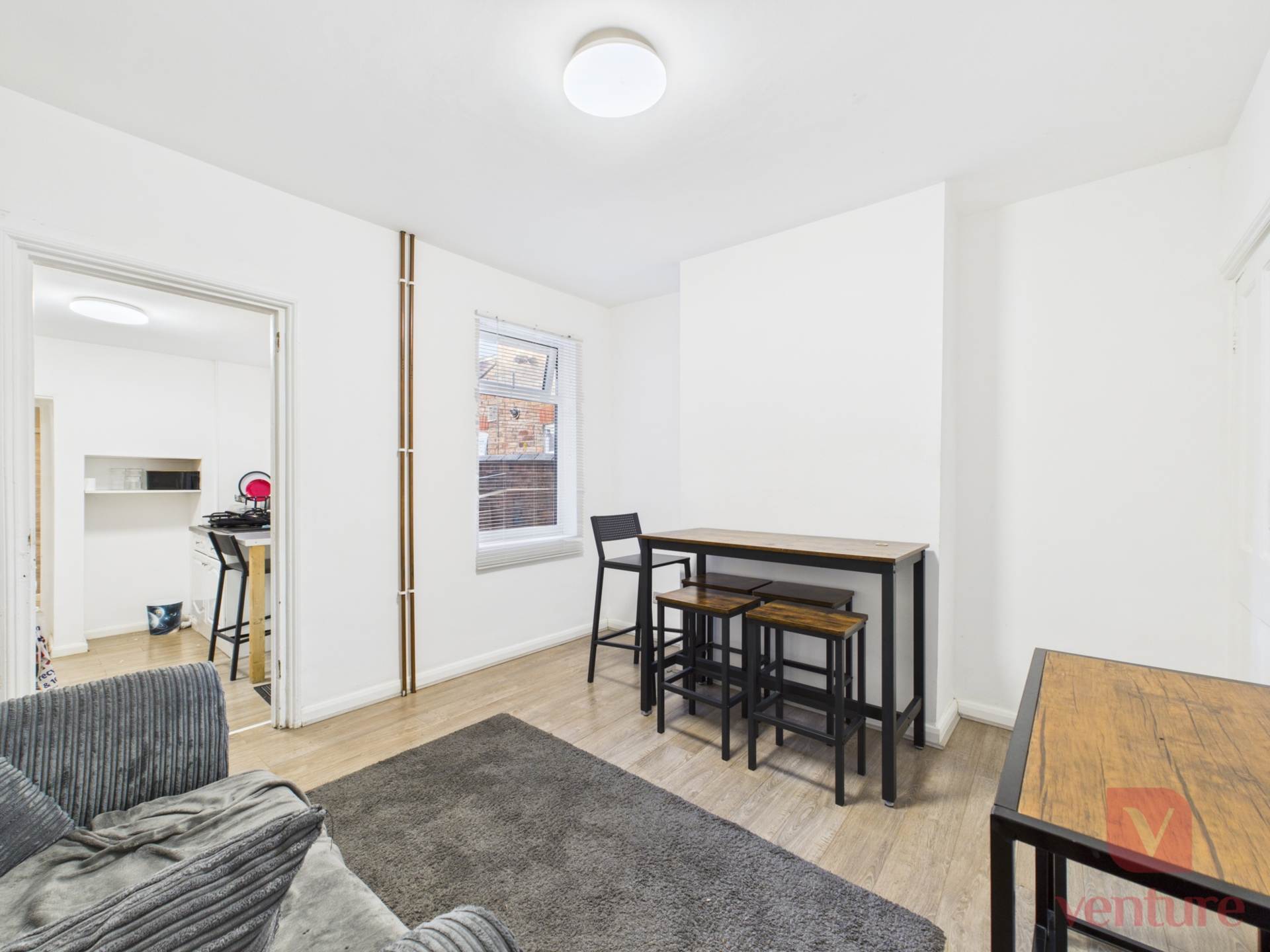 Ridgmount Street, Bedford, Image 4