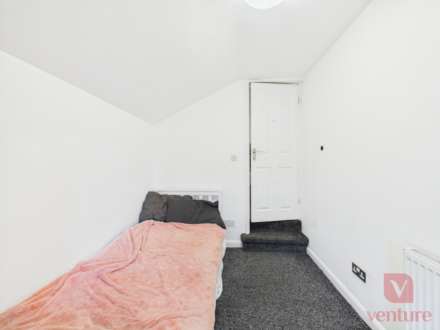 Ridgmount Street, Bedford, Image 15