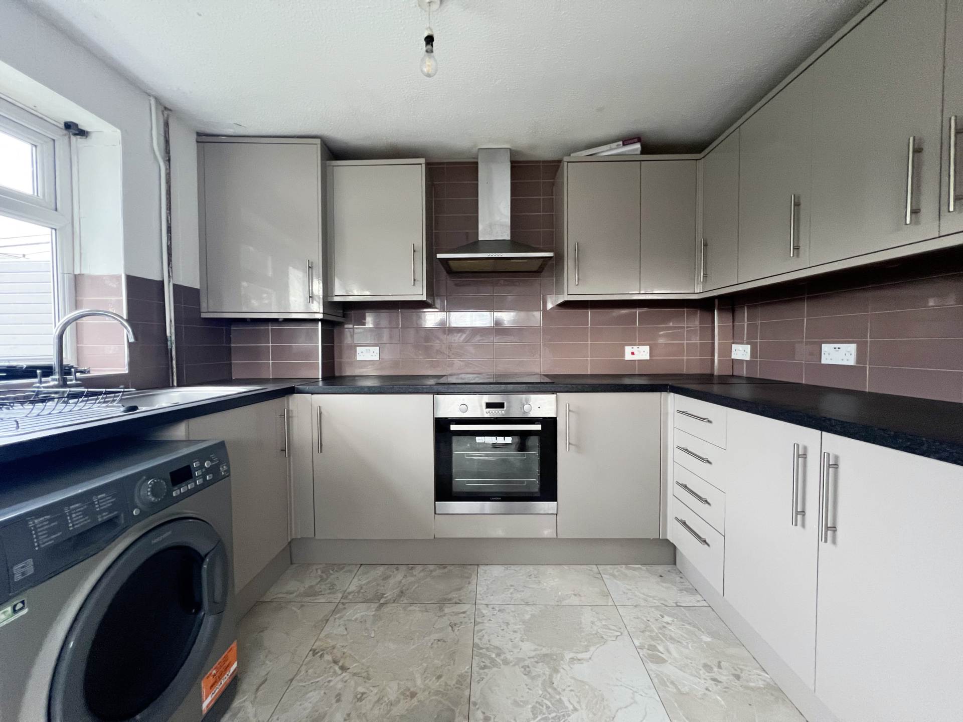 Butely Road, Luton, Image 5