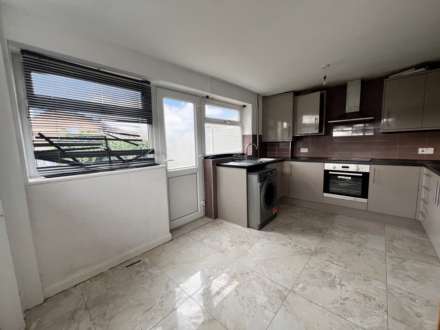 Butely Road, Luton, Image 10