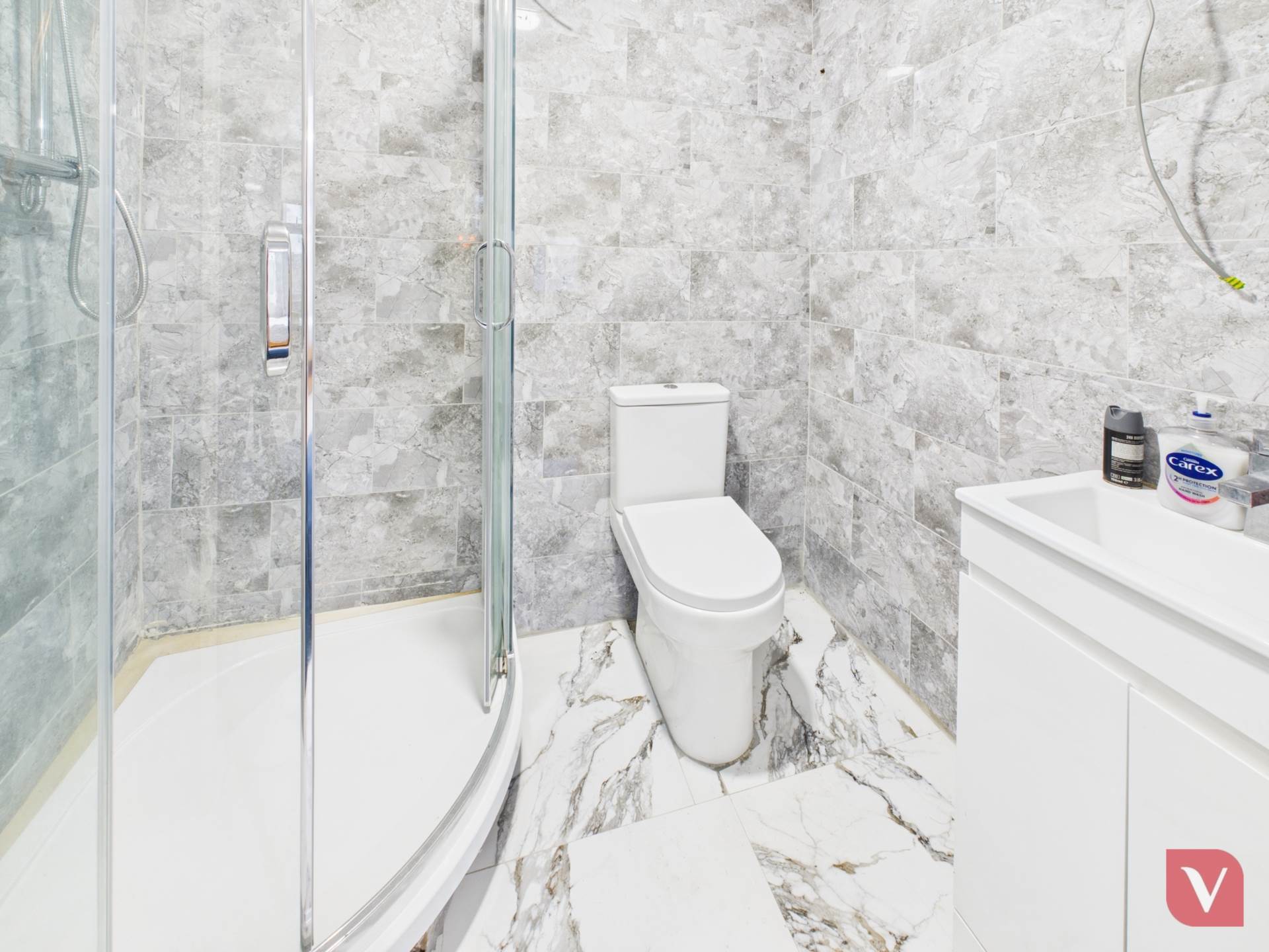 Runfold Avenue, Luton, Image 8