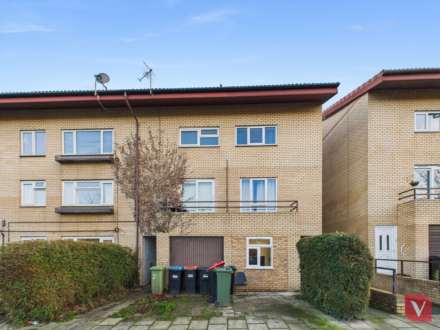 Cleavers Avenue, Milton Keynes, Image 13