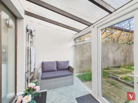 Cleavers Avenue, Milton Keynes, Image 9