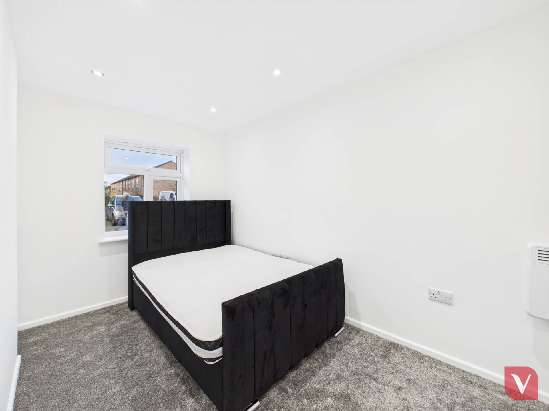 Cleavers Avenue, Milton Keynes, Image 2