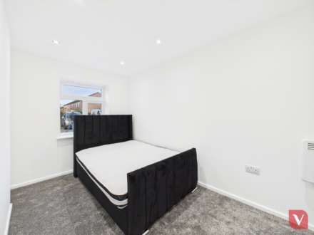 Cleavers Avenue, Milton Keynes, Image 2