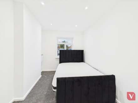 Cleavers Avenue, Milton Keynes, Image 3