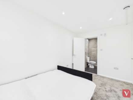 Cleavers Avenue, Milton Keynes, Image 4