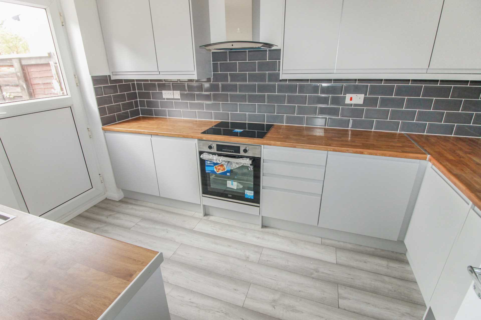 Catsbrook Road, Luton, Image 6