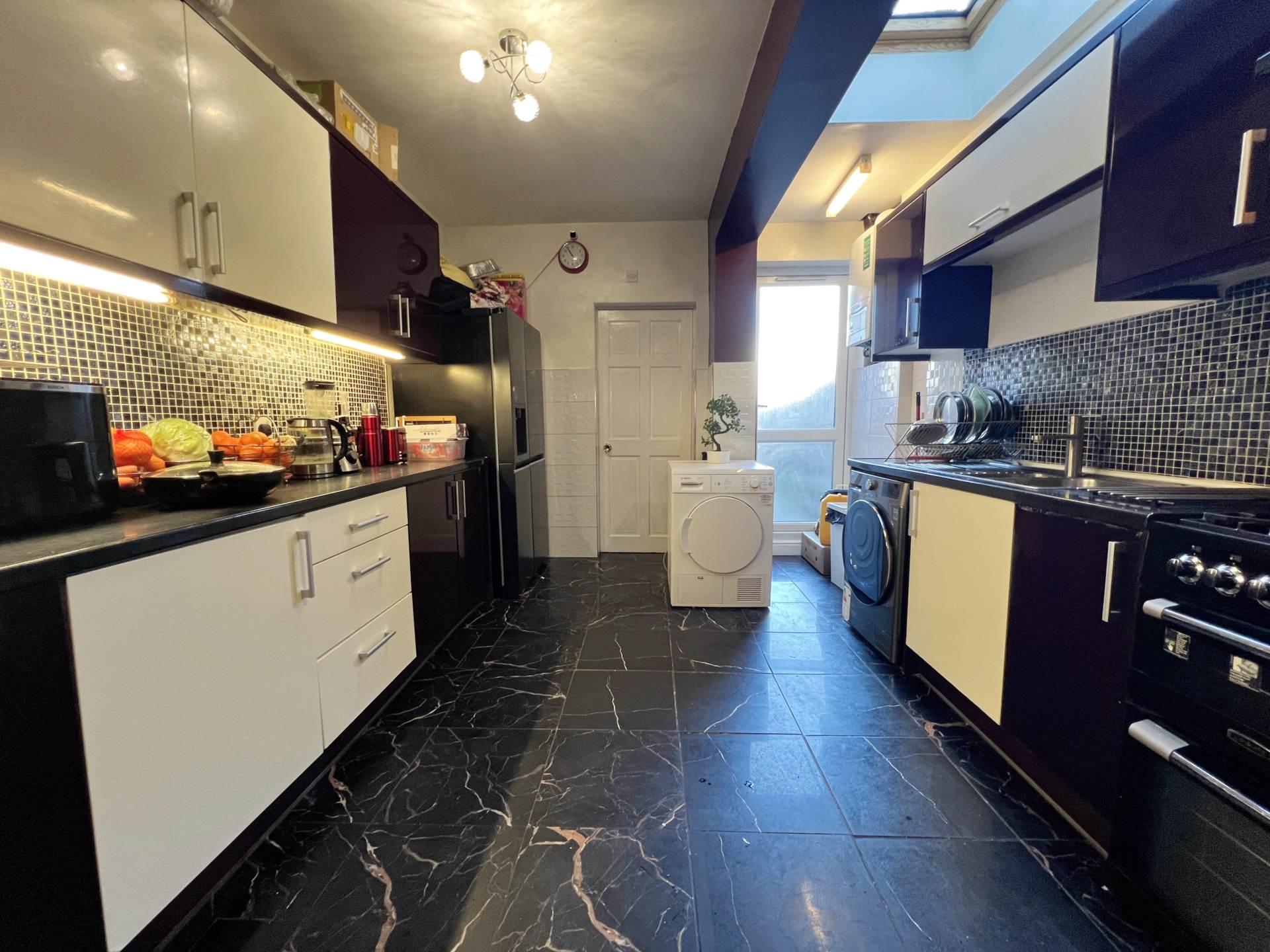 Ivy Road, Luton, Image 7