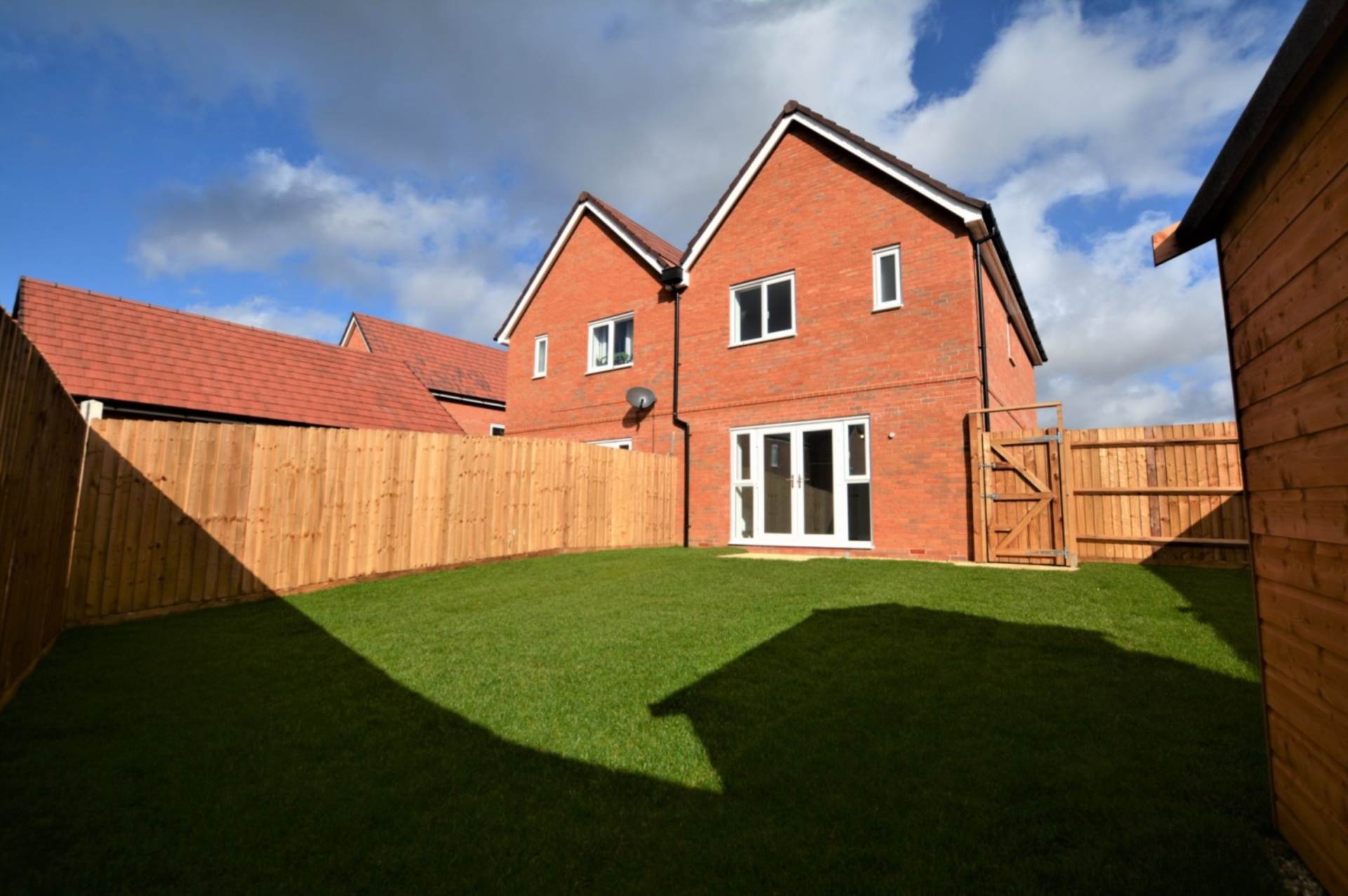 Sparrowhawk Crescent, Hardingstone, Image 14