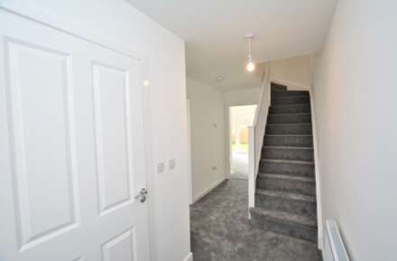 Sparrowhawk Crescent, Hardingstone, Image 2