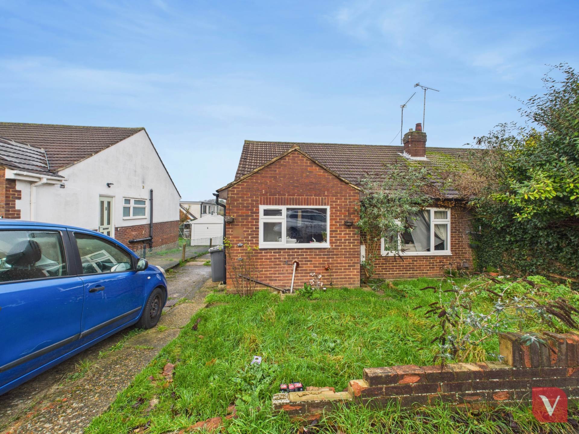 The Crest, Luton, Image 2