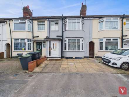 Shelley Road, Luton, Image 1