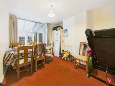 Shelley Road, Luton, Image 6