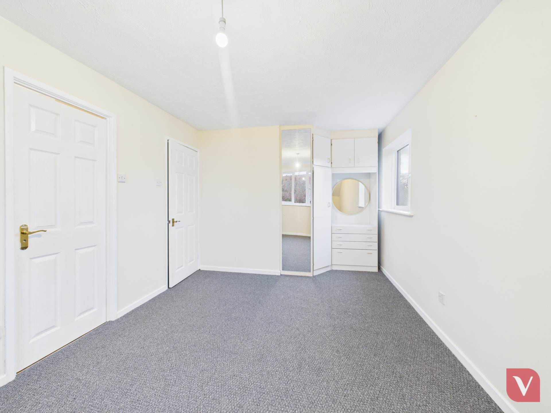 Redwood, Bedford, Image 15