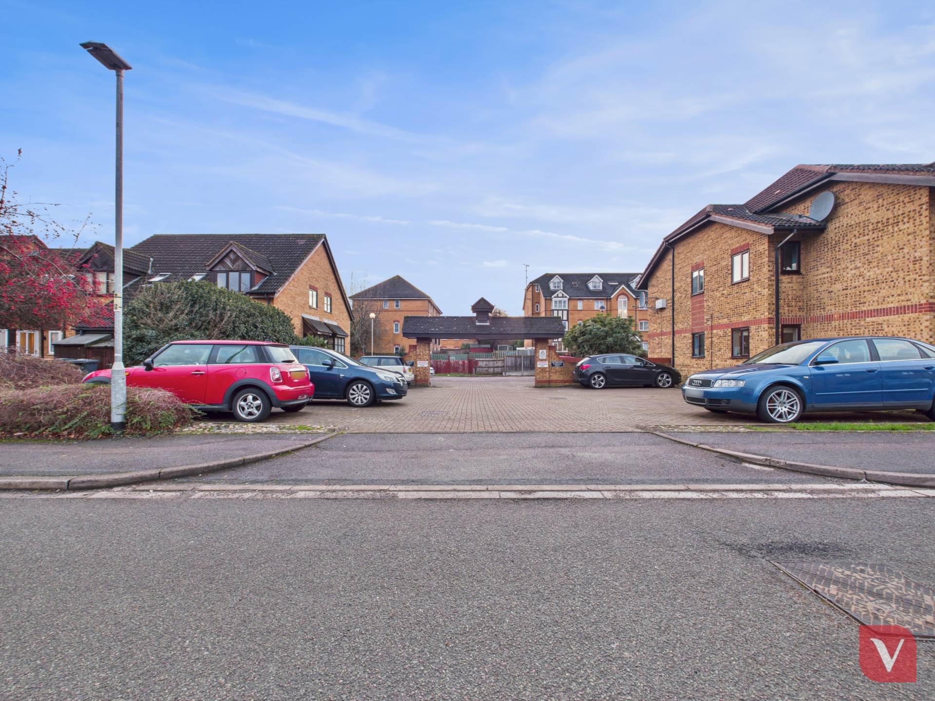 Redwood, Bedford, Image 18