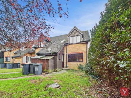 Redwood, Bedford, Image 1