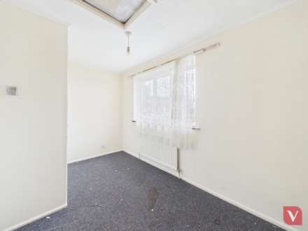 Brussels Way, Luton, Image 8