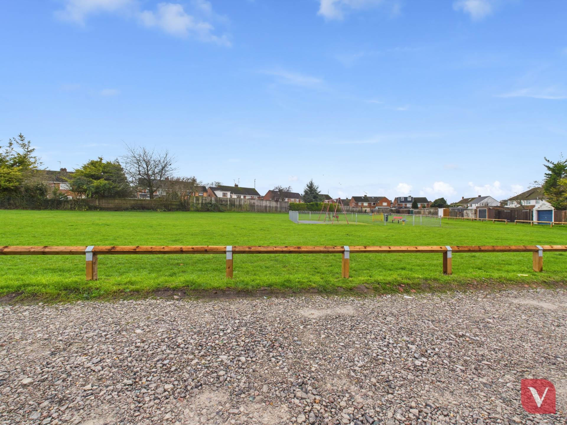 Poynters Road, Dunstable, Image 11