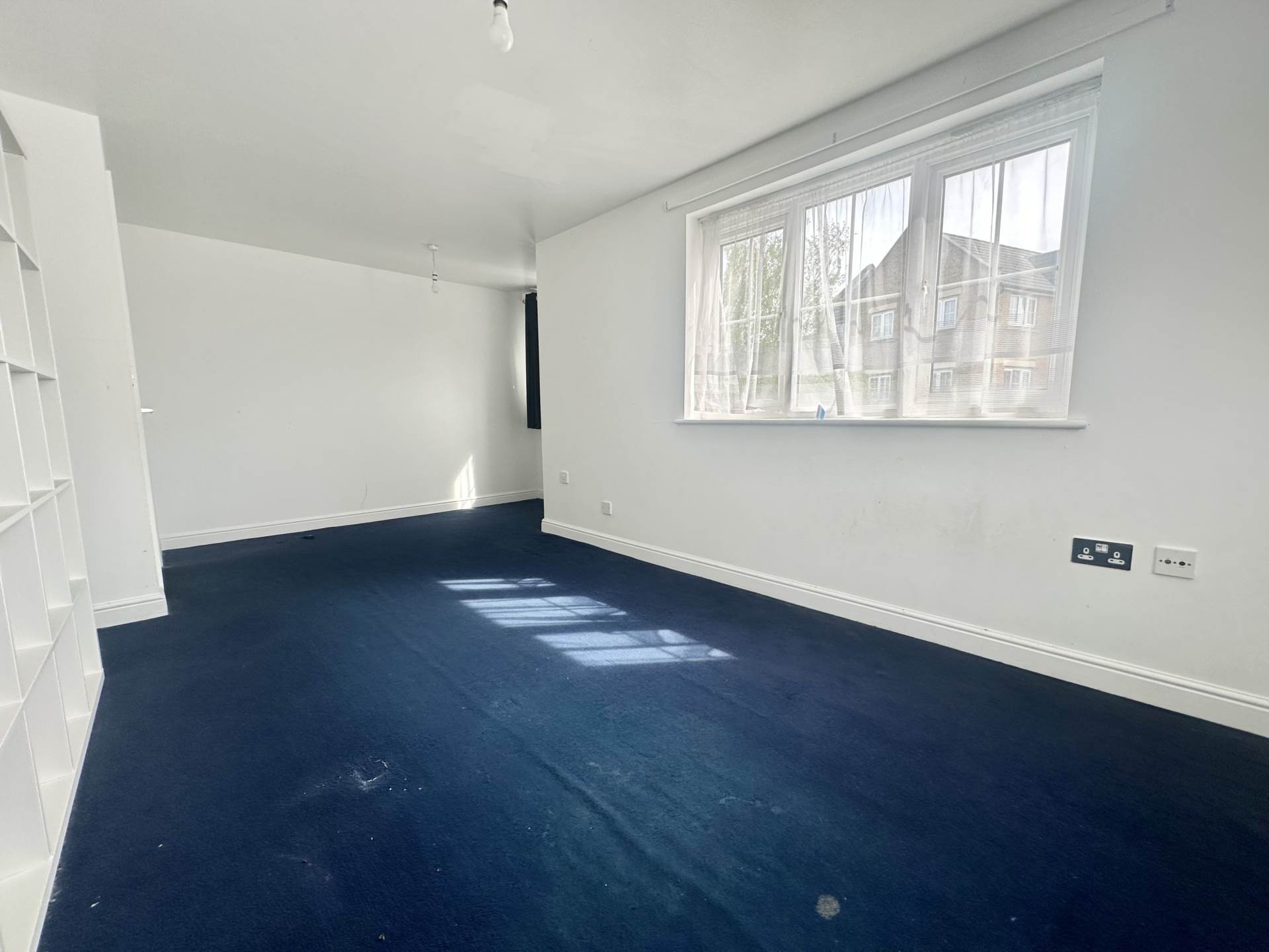 Bramley Court, Luton Road, Dunstable, Image 4