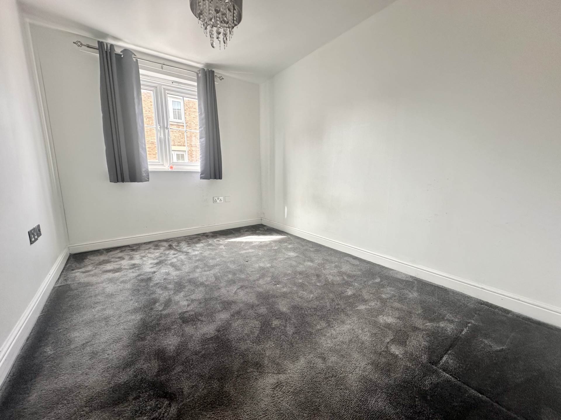 Bramley Court, Luton Road, Dunstable, Image 6