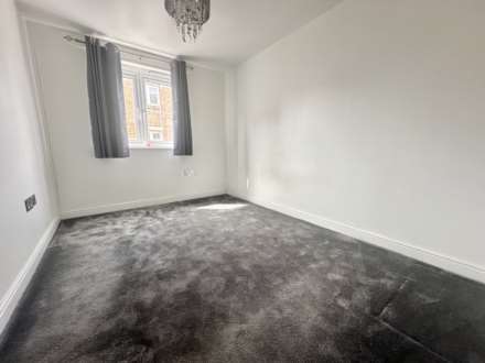 Bramley Court, Luton Road, Dunstable, Image 6